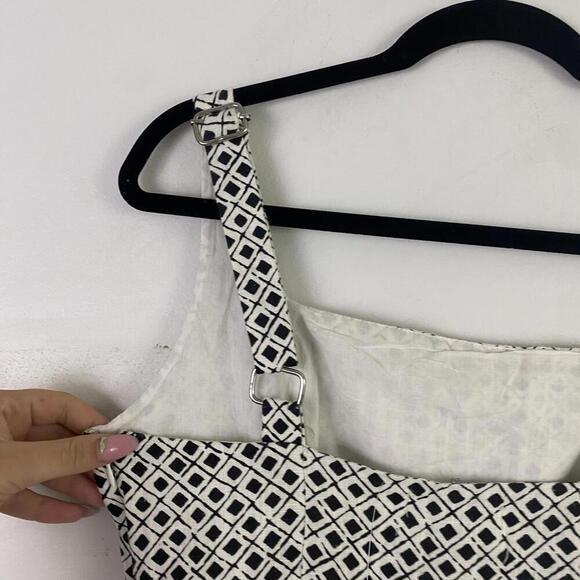 Urban Outfitters Black and White Geometric Mini Dress - Picture 7 of 8